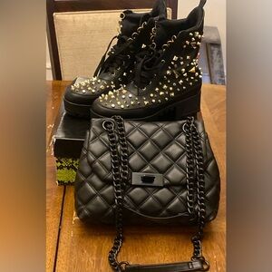Women Spike boots